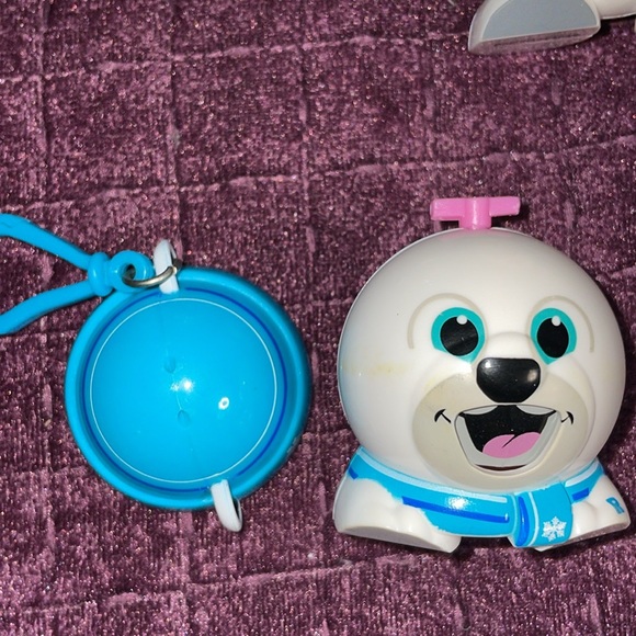 3 NEW plastic candy dispensers with hook for kids purse or other use bend head - Picture 3 of 6